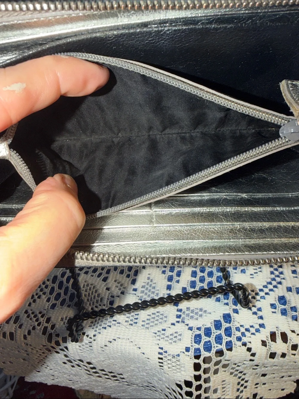 Vintage Yves Saint Laurent Zip-Around Wallet In Black Leather - Picture 12 of 16